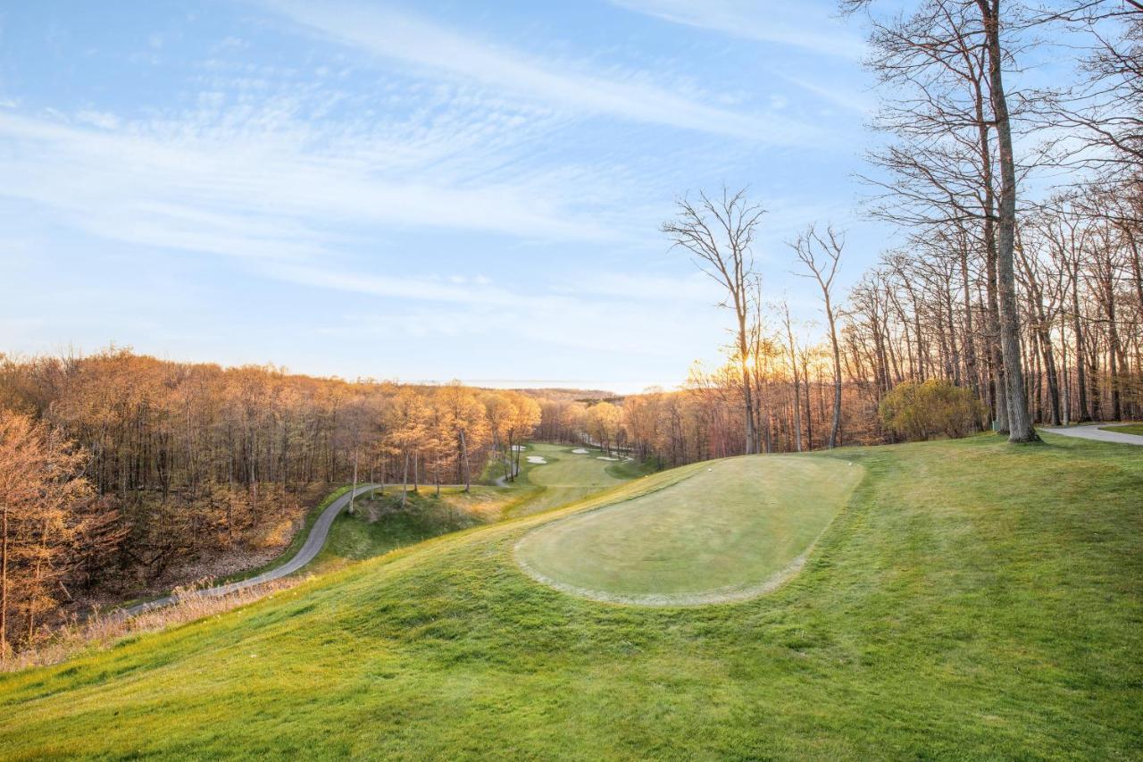 Birchwood: Bay View Villa Harbor Springs Exterior photo